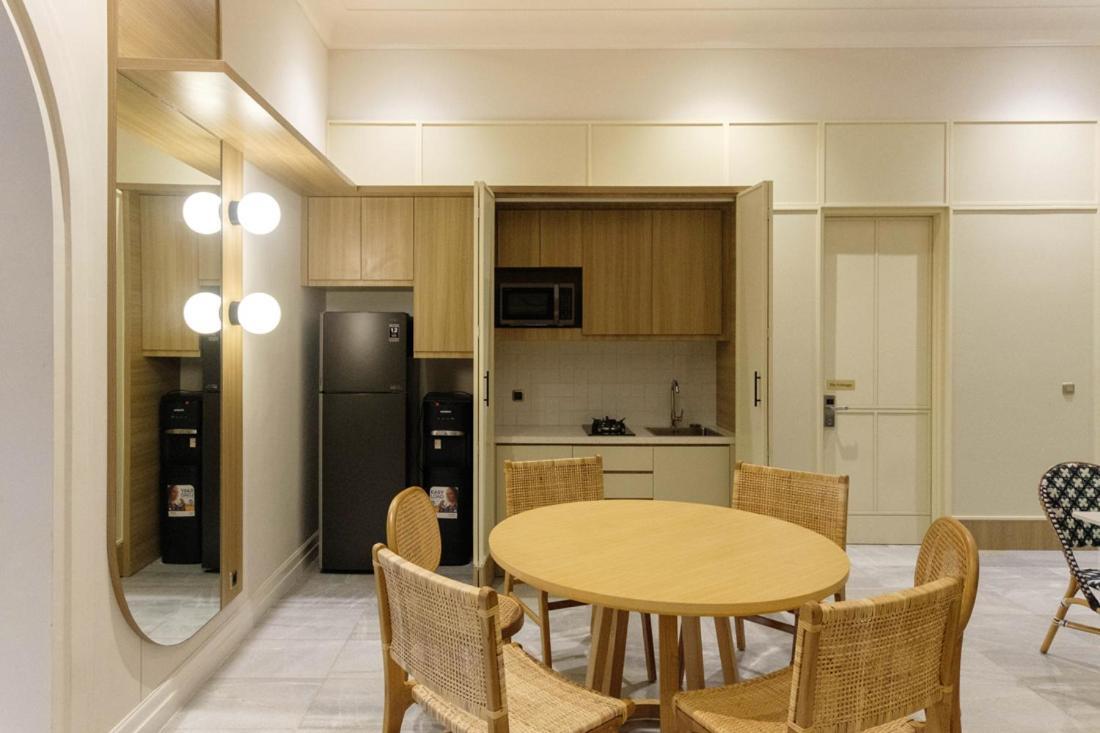 Casa Living Senopati Hotell Jakarta Eksteriør bilde